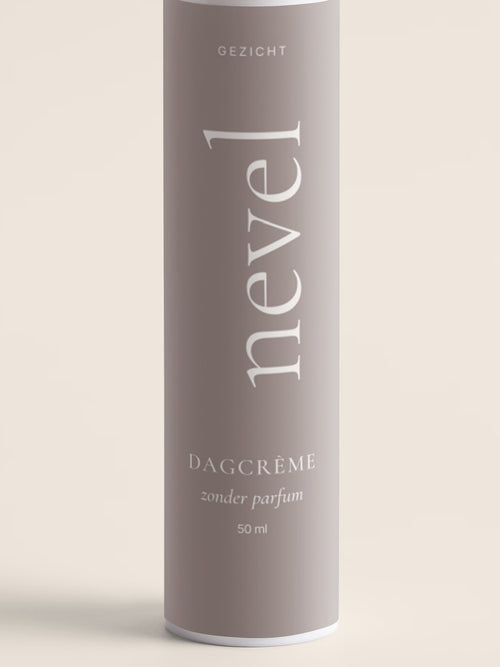 Etiket van de Nevel dagcrème: dagcrème, zonder parfum, 50 ml